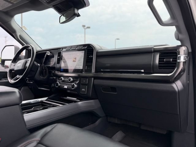 Certified 2024 Ford F250 Lariat w/ Tremor Off-Road Package AWD/4WD image 18