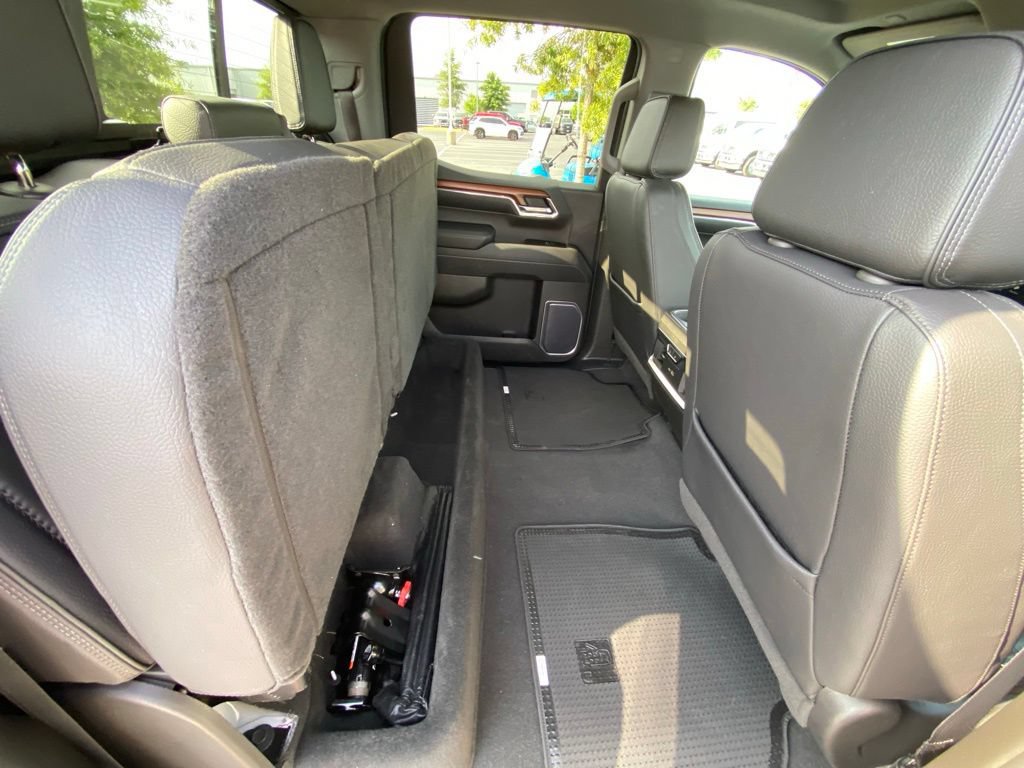 Used 2023 GMC Sierra 1500 Denali w/ Technology Package AWD/4WD image 27