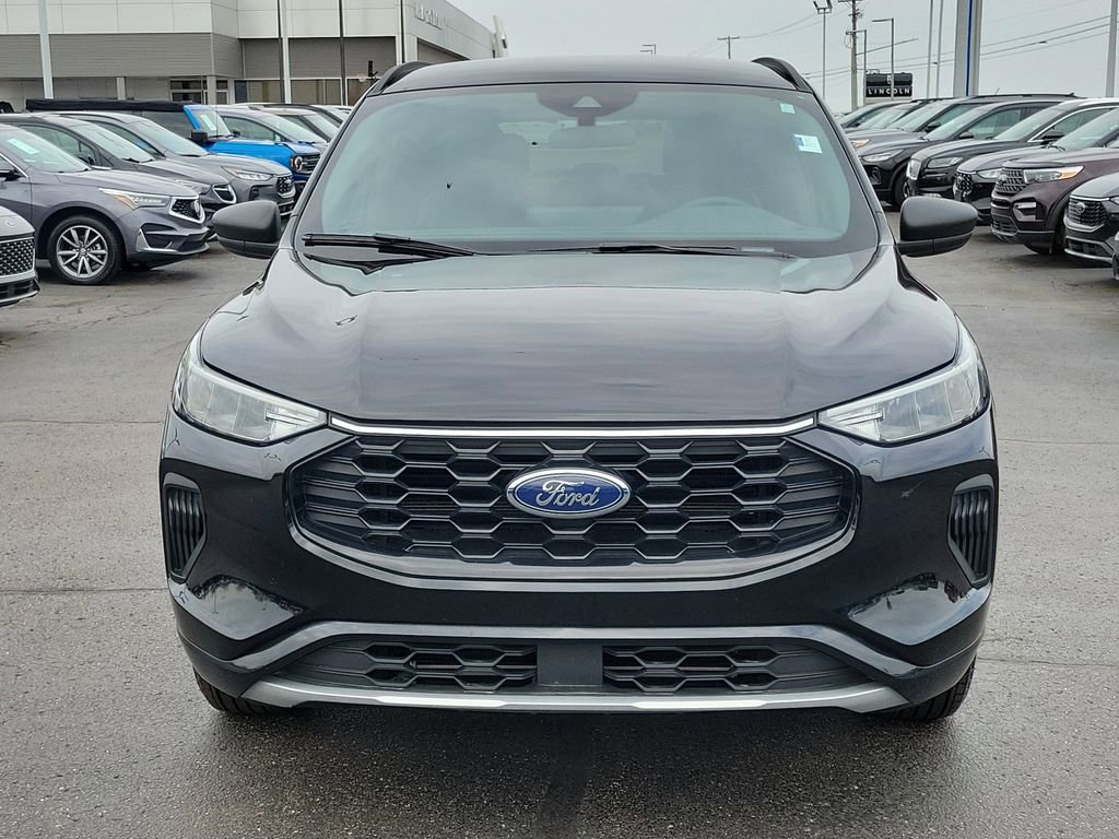 Certified 2023 Ford Escape ST-Line w/ Tech Pack #1 AWD/4WD video 2