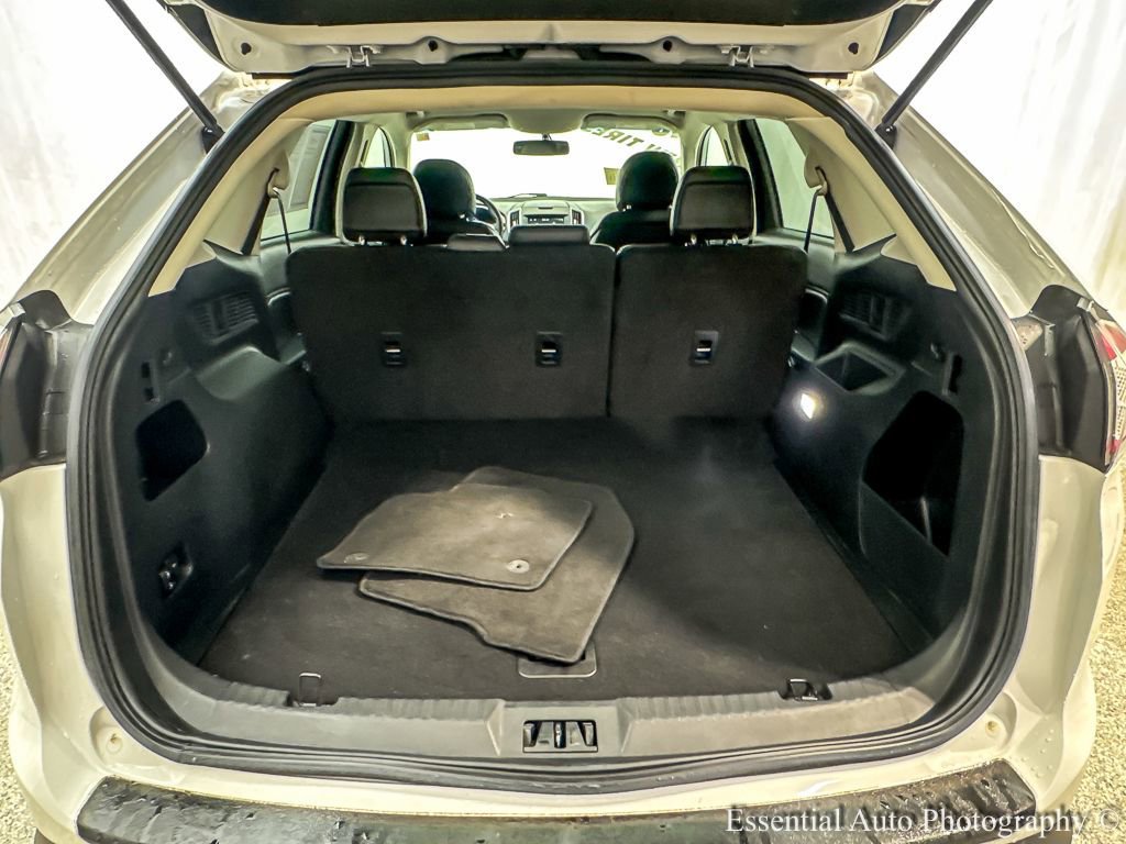 Certified 2018 Ford Edge SEL w/ Equipment Group 201A image 23