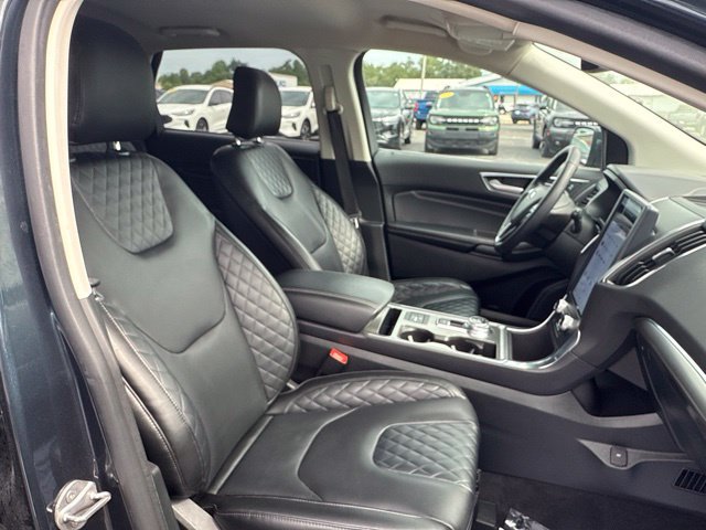 Certified 2023 Ford Edge Titanium w/ Equipment Group 301A AWD/4WD image 36