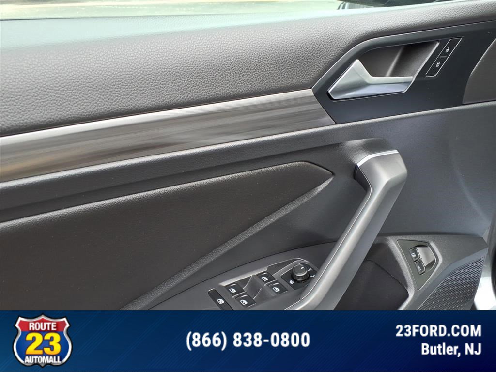 Used 2020 Volkswagen Jetta SEL image 11