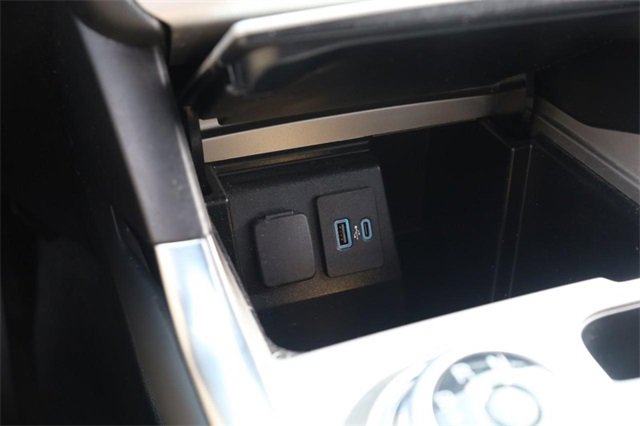 Certified 2023 Ford Explorer XLT w/ Equipment Group 202A image 17