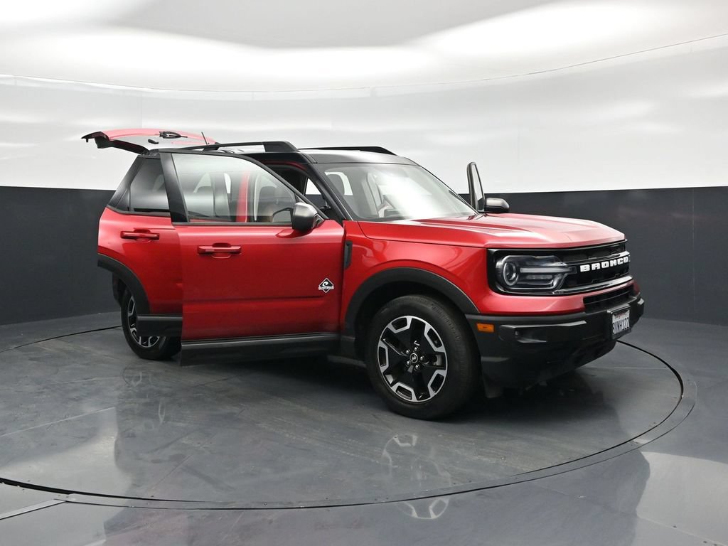Certified 2021 Ford Bronco Sport Outer Banks AWD/4WD image 33