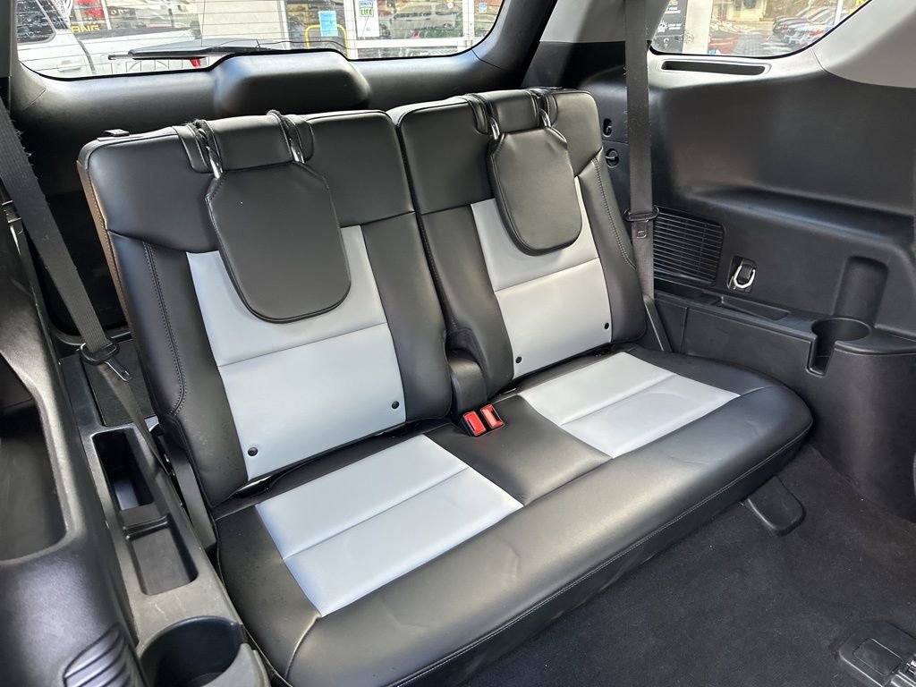 Certified 2023 Ford Explorer XLT w/ Equipment Group 202A image 23