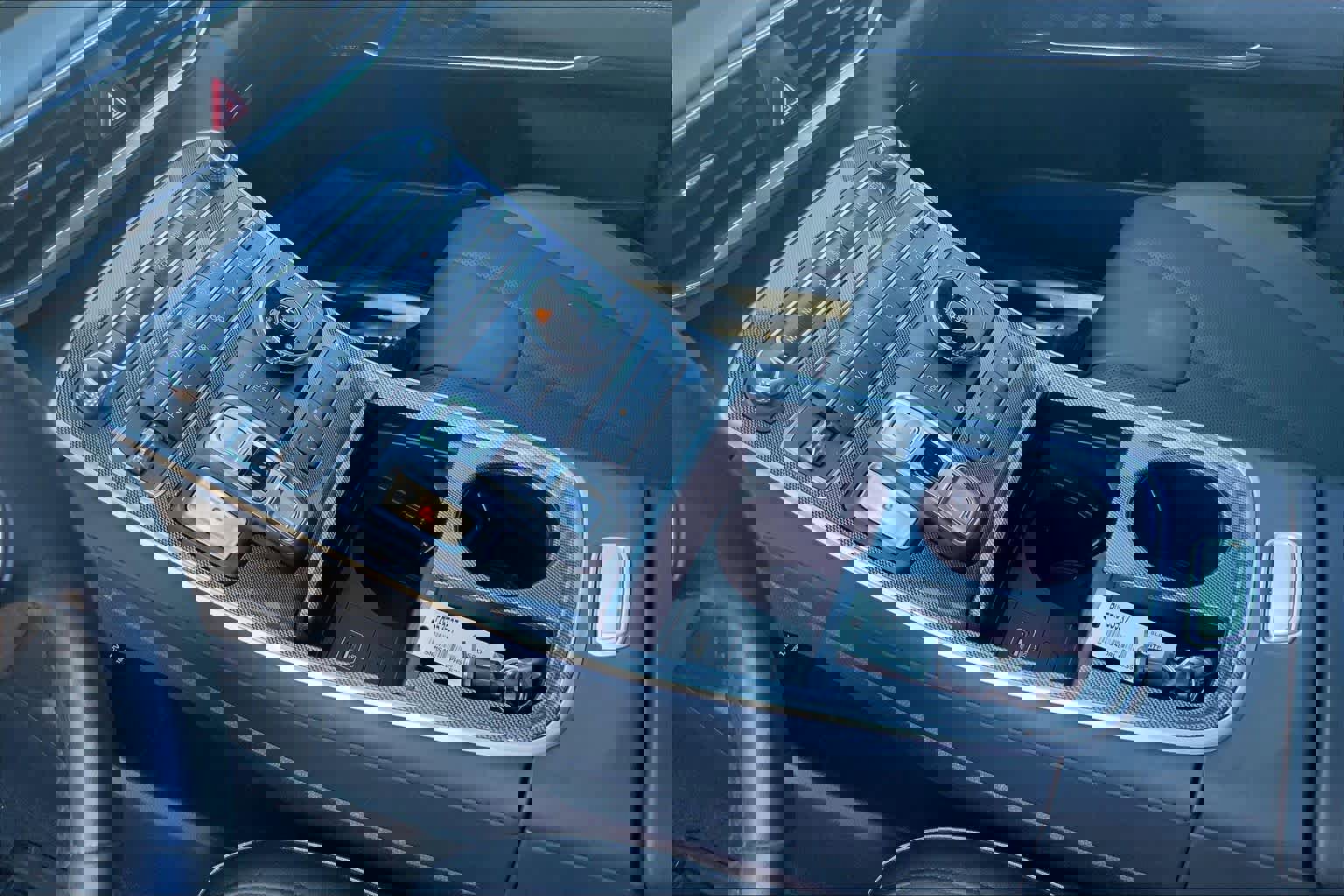 Used 2023 Hyundai Santa Fe Limited image 16