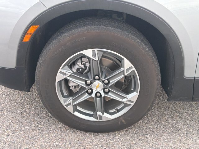 Used 2025 Chevrolet Blazer LT FWD image 25