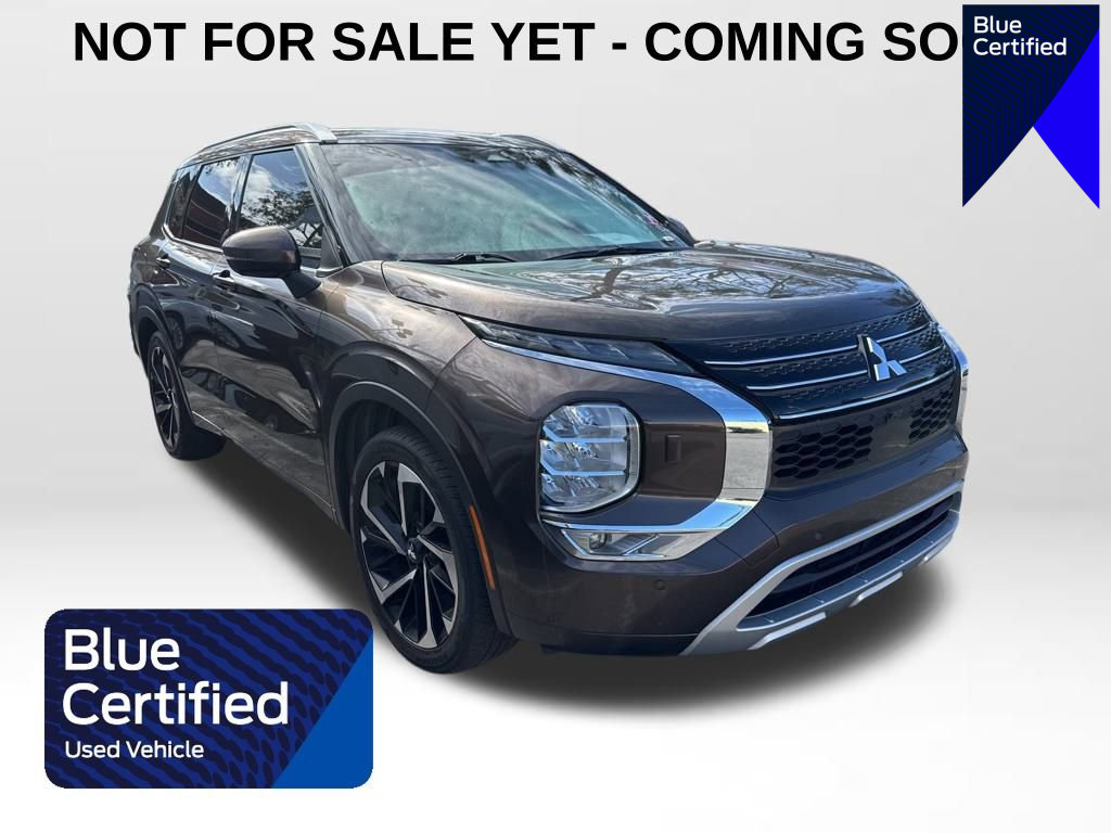 Used 2022 Mitsubishi Outlander SEL image 1