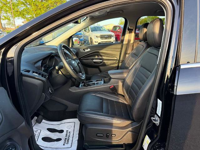 Certified 2019 Ford Escape Titanium AWD/4WD image 11