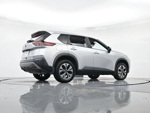 Used 2023 Nissan Rogue SV FWD image 32