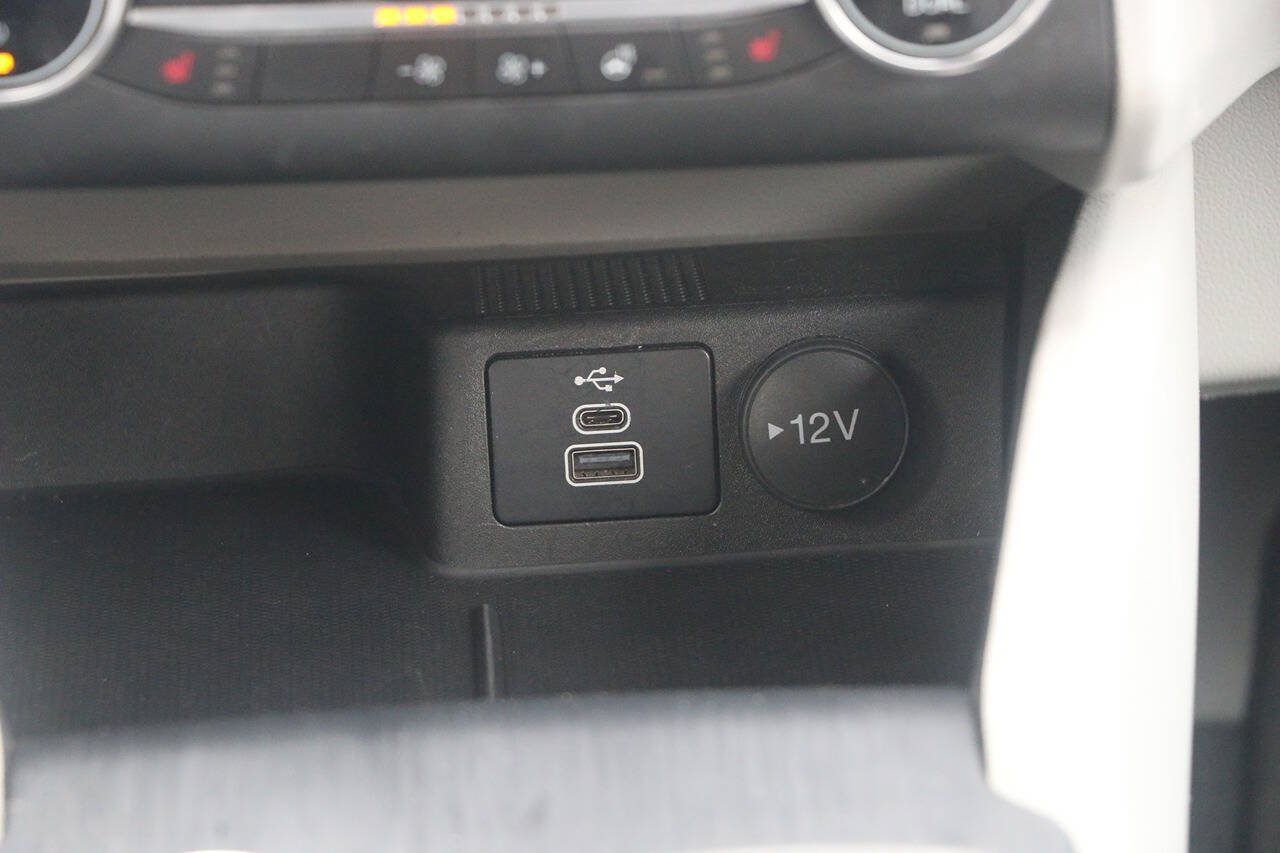 Certified 2024 Ford Escape Active AWD/4WD image 24