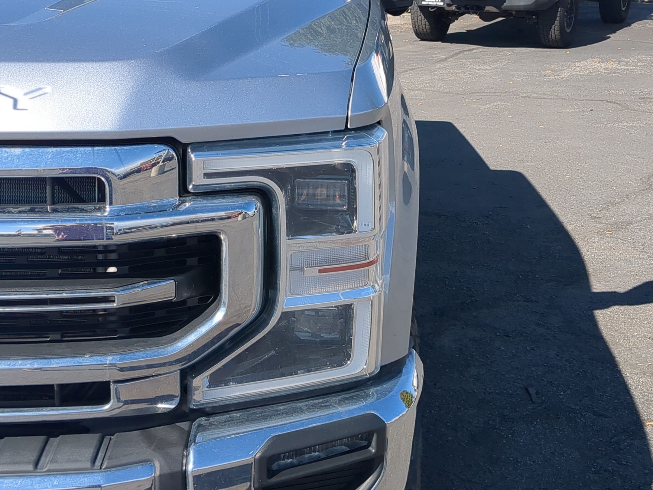 Certified 2022 Ford F250 Lariat w/ Lariat Ultimate Package AWD/4WD image 13