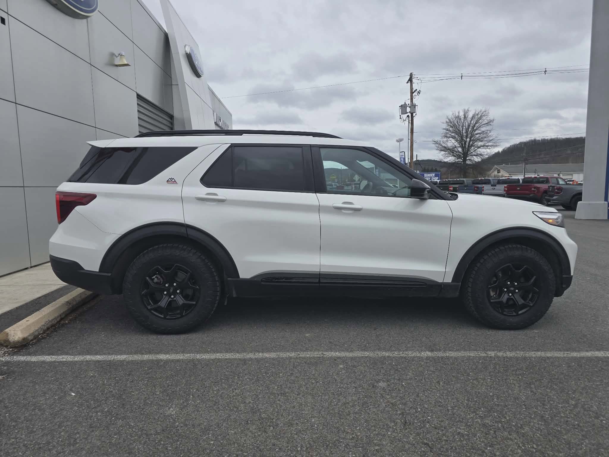 Certified 2023 Ford Explorer Timberline w/ Timberline Technology Package image 6