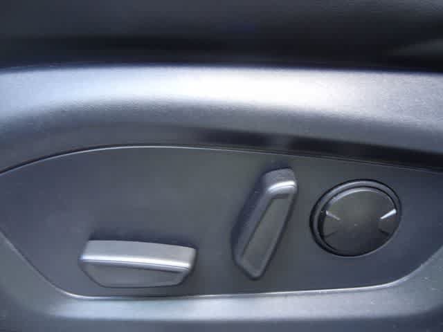Certified 2025 Ford Explorer ST-Line AWD/4WD image 7