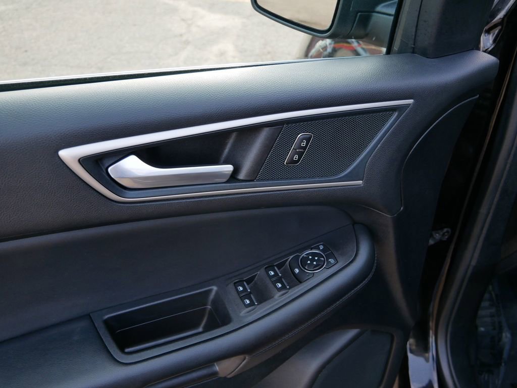 Certified 2024 Ford Edge SEL image 15