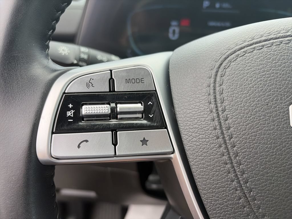 Used 2025 Kia Telluride S FWD image 21
