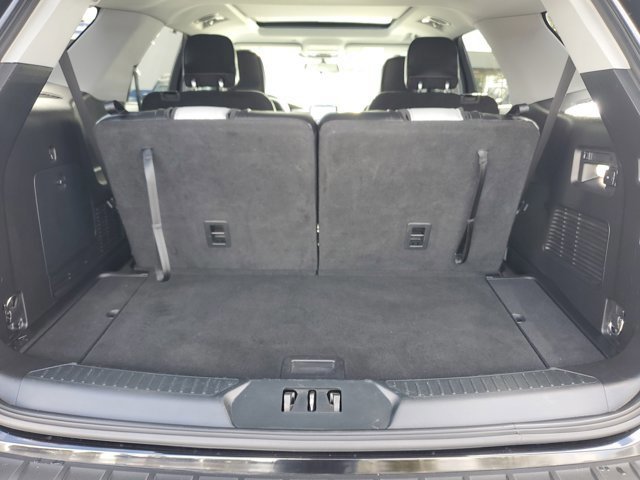 Certified 2021 Ford Explorer XLT w/ Equipment Group 202A image 8