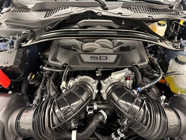 Certified 2025 Ford Mustang Dark Horse image 35