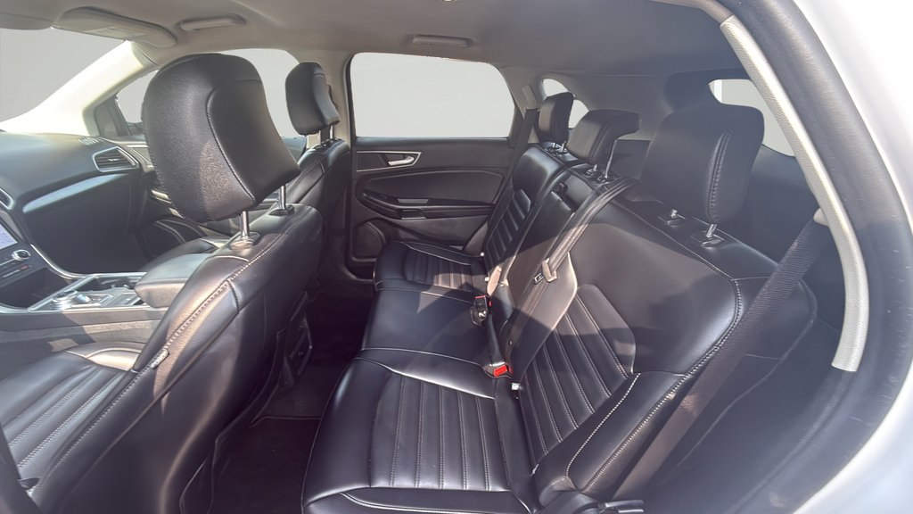 Certified 2024 Ford Edge SEL AWD/4WD image 33