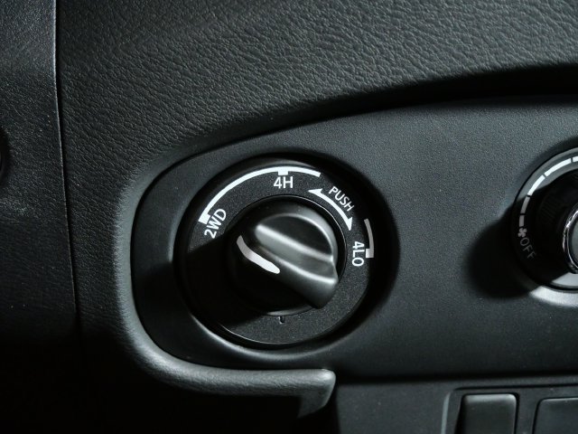 Used 2022 Nissan Frontier S w/ Technology Package AWD/4WD image 16