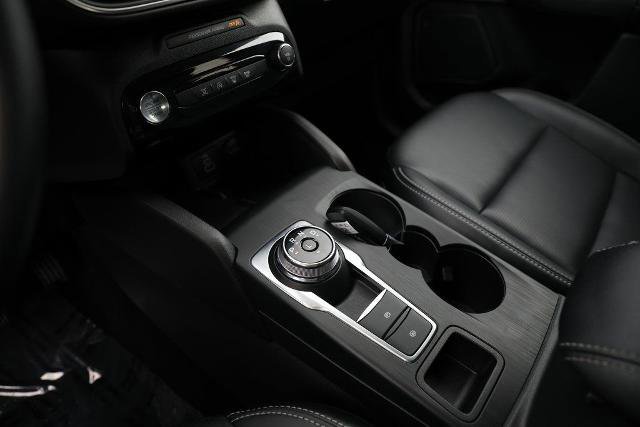 Certified 2025 Ford Escape Platinum image 40