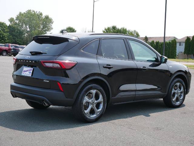 Certified 2025 Ford Escape ST-Line Select AWD/4WD image 5