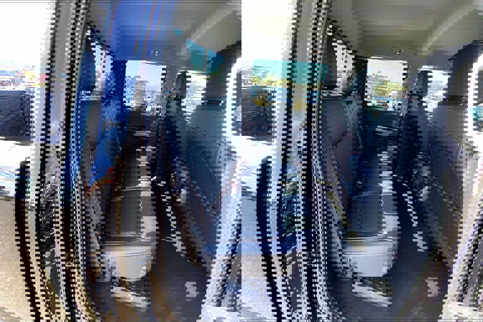 Certified 2024 Ford F350 Lariat w/ Tremor Off-Road Package image 20