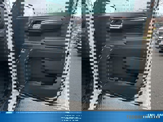 Used 2022 GMC Sierra 1500 SLT w/ SLT Convenience Package image 23