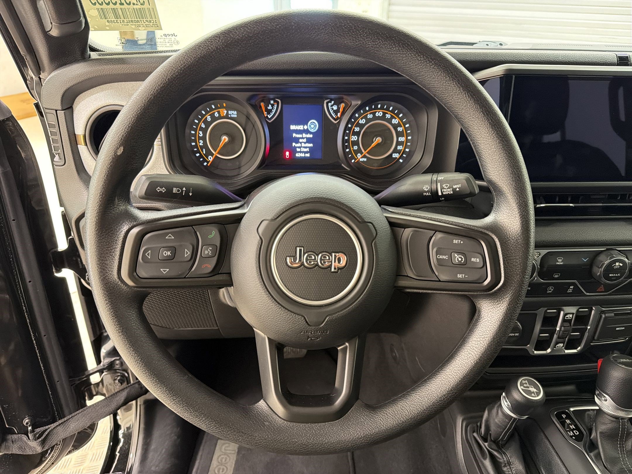 Used 2025 Jeep Gladiator Sport AWD/4WD image 22