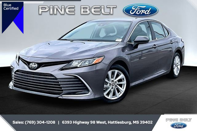 Used 2024 Toyota Camry LE image 1
