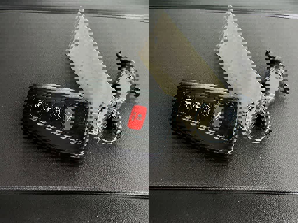 Used 2022 Toyota Highlander XSE image 21