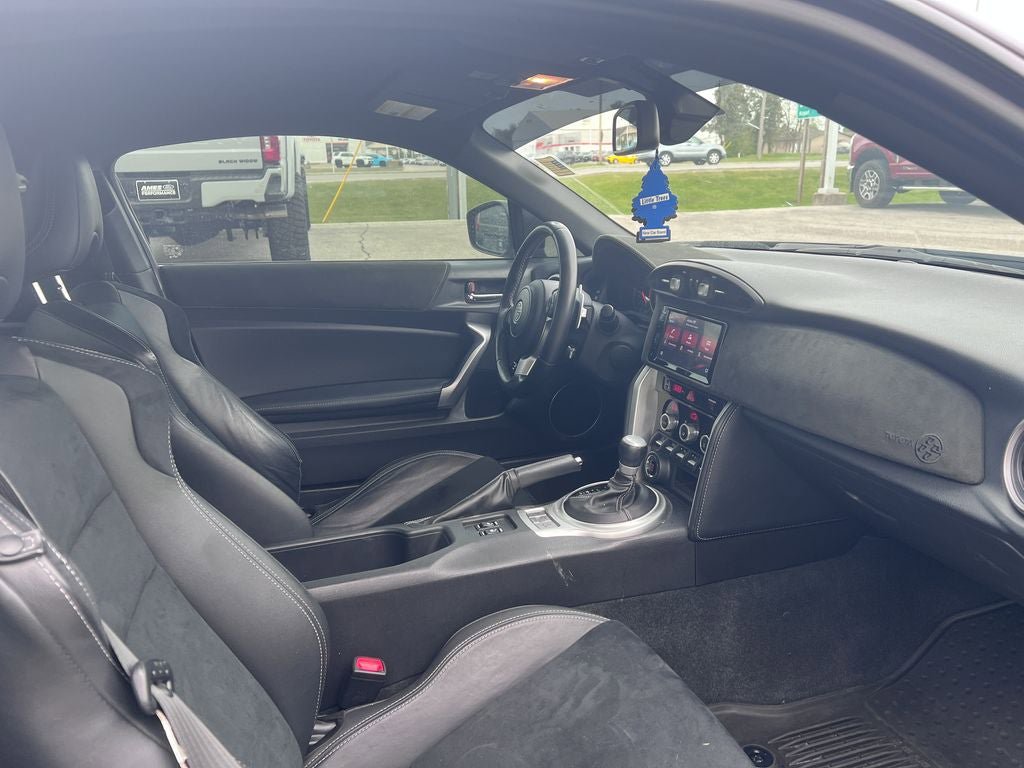 Used 2020 Toyota 86 RWD image 14