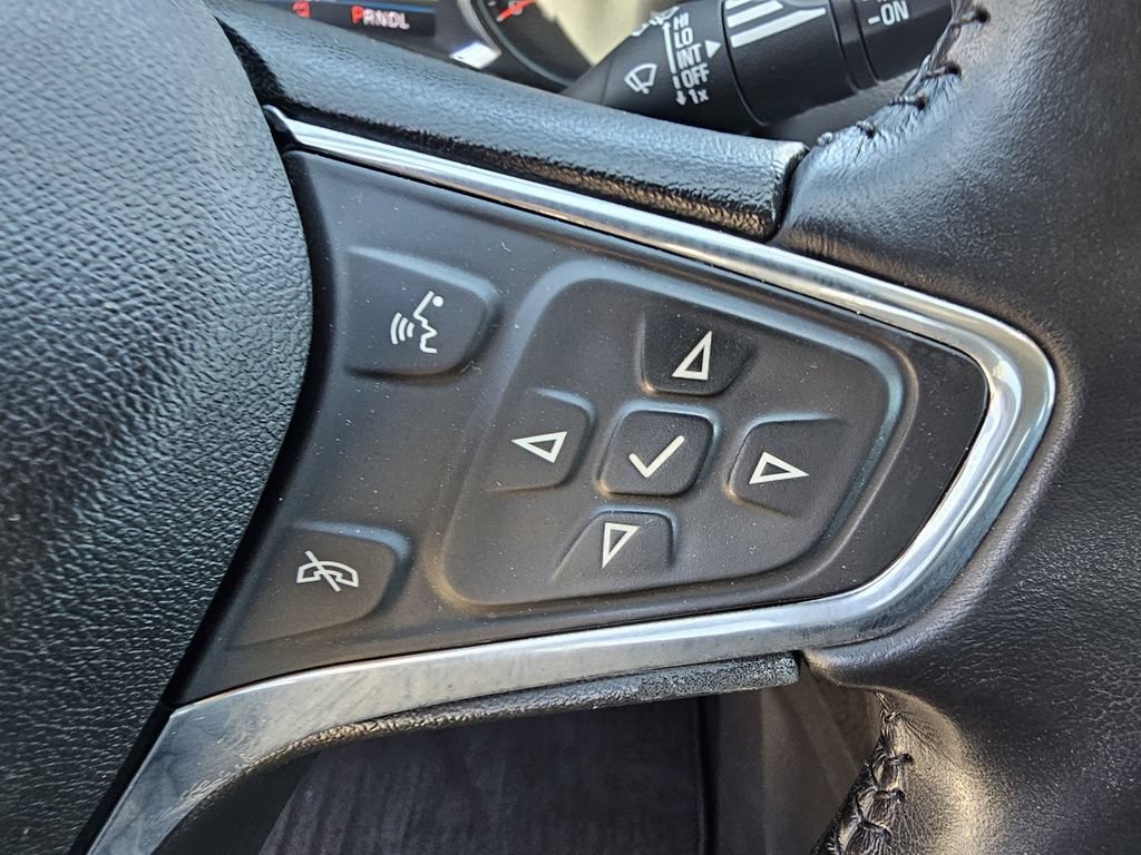 Used 2019 Chevrolet Equinox LT FWD image 25