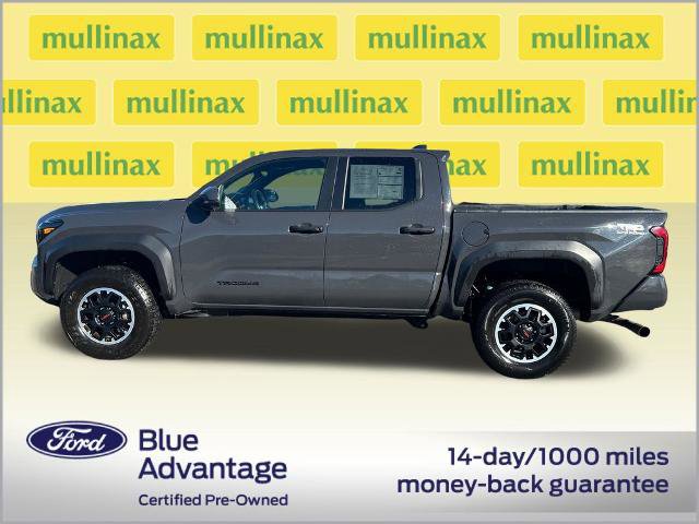 Used 2024 Toyota Tacoma TRD Off-Road AWD/4WD image 12