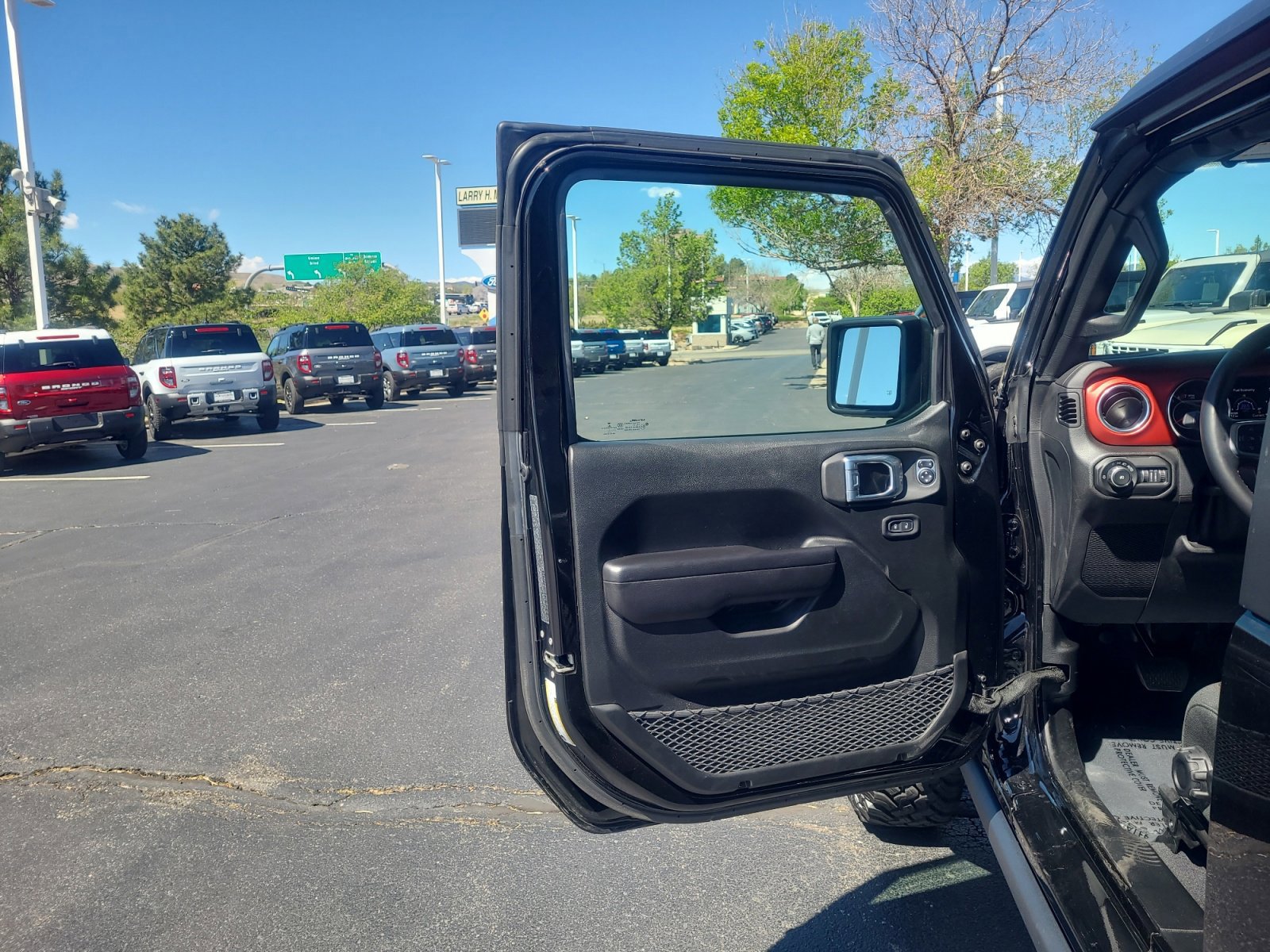 Used 2021 Jeep Wrangler Rubicon AWD/4WD image 13