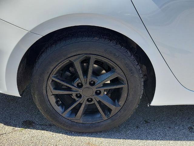 Used 2023 Kia Forte LXS w/ LXS Technology Package FWD image 7