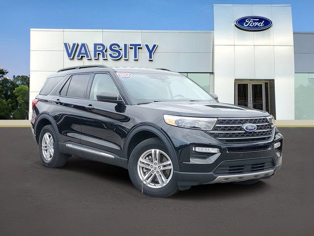 Certified 2024 Ford Explorer XLT w/ Equipment Group 202A AWD/4WD image 1