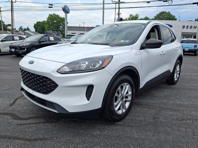 Certified 2022 Ford Escape SE w/ Convenience Package AWD/4WD image 3