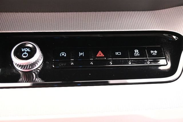 Certified 2025 Ford Expedition Max Active RWD image 25