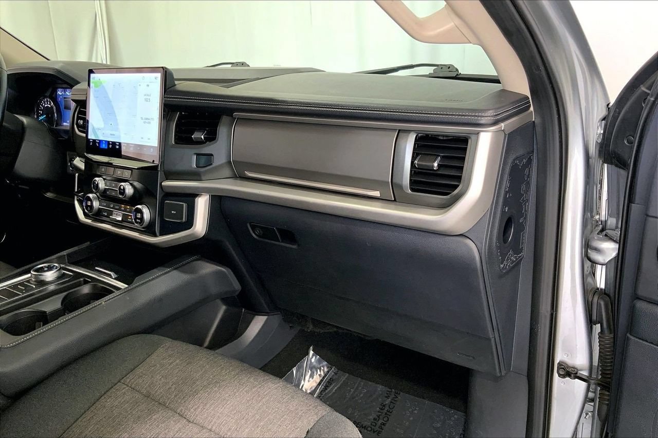 Certified 2024 Ford Expedition Max XLT AWD/4WD image 16