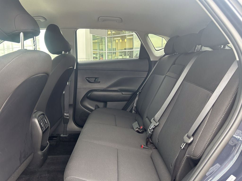 Used 2025 Hyundai Kona SEL FWD image 13