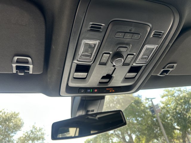 Used 2022 GMC Yukon Denali AWD/4WD image 37