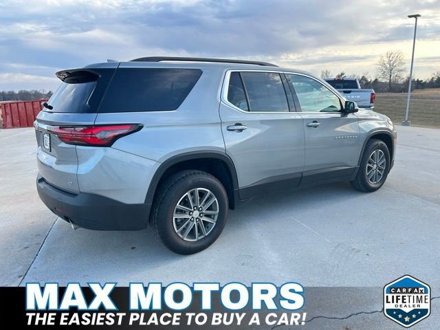 Used 2023 Chevrolet Traverse LT w/ LPO, Cargo Package image 9