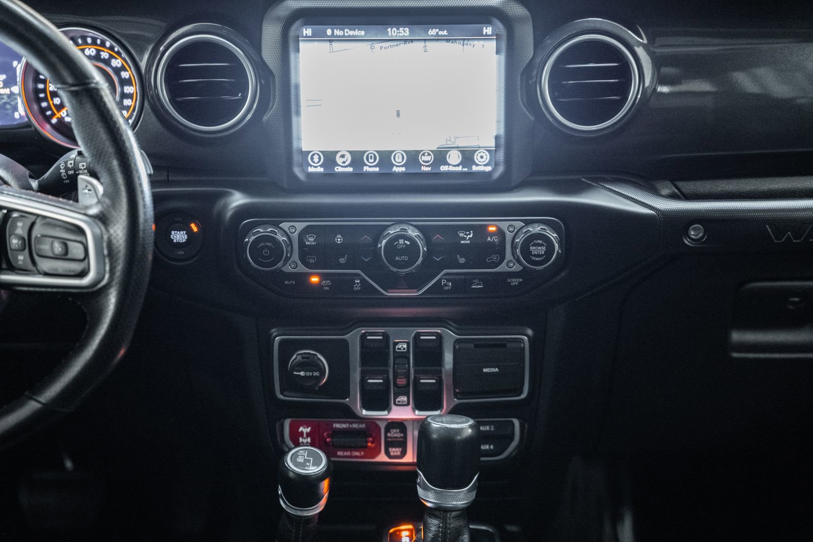 Used 2023 Jeep Wrangler Unlimited Rubicon 392 image 28