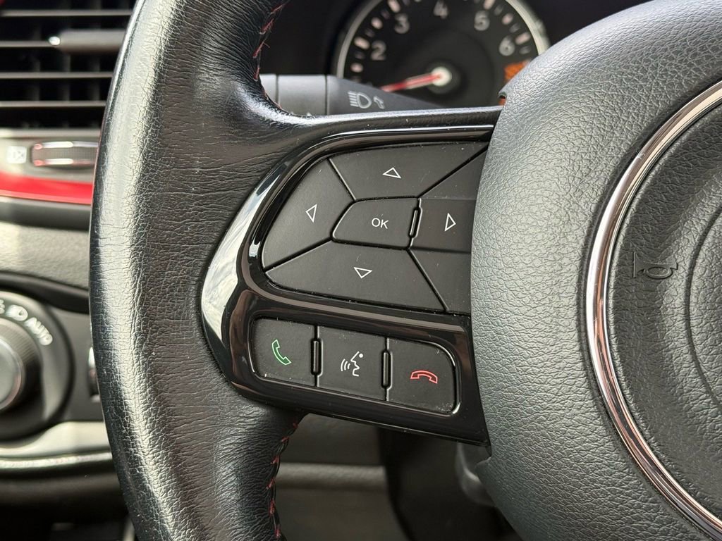 Used 2021 Jeep Renegade Trailhawk w/ Sun & Sound Group image 18