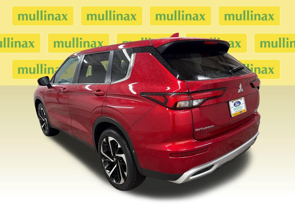 Used 2024 Mitsubishi Outlander SE AWD/4WD image 9