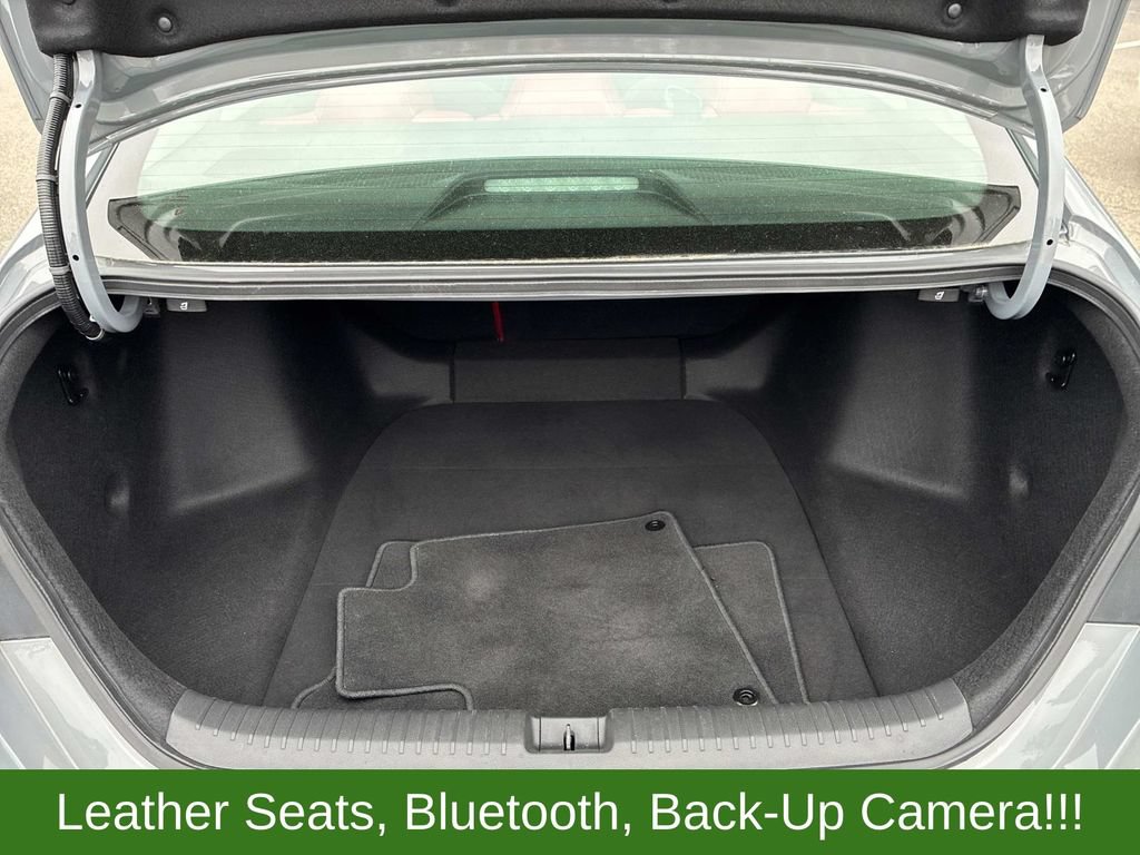 Used 2025 Honda Accord SE image 11