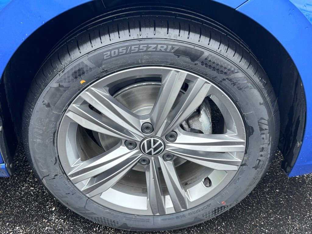 Used 2023 Volkswagen Jetta SE FWD image 39