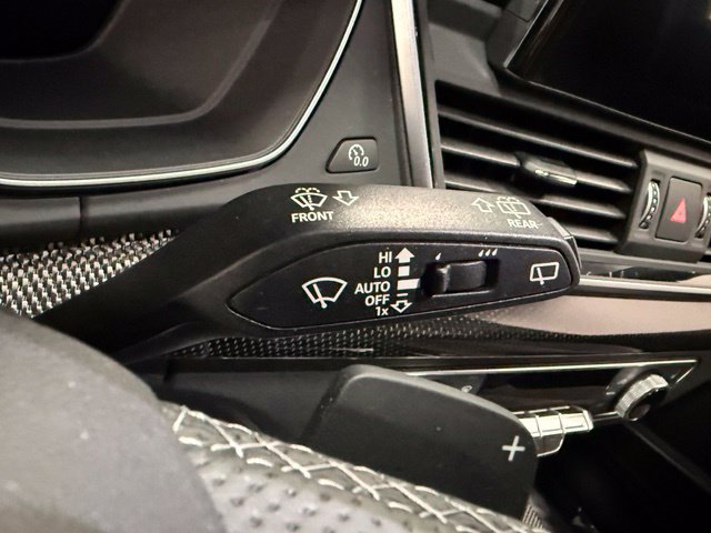 Used 2024 Audi SQ5 Premium Plus w/ Premium Plus Package AWD/4WD image 17