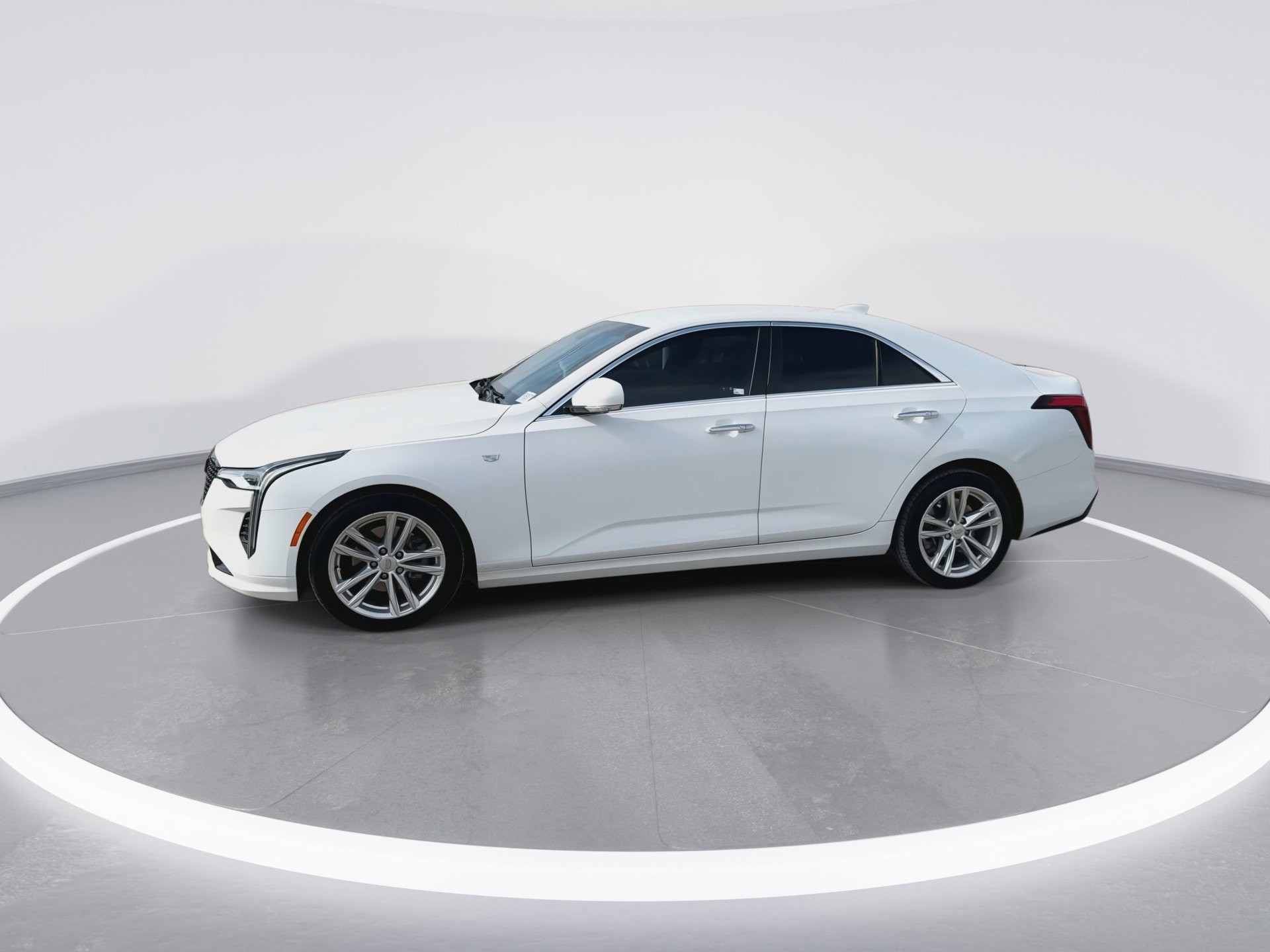 Used 2023 Cadillac CT4 Luxury image 7